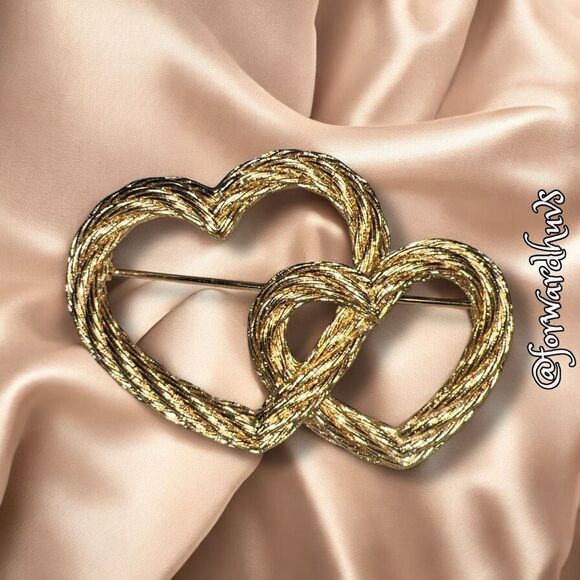Christian Dior 1980 Vintage Double Heart Love Twist Rope Brooch - Picture 1 of 14